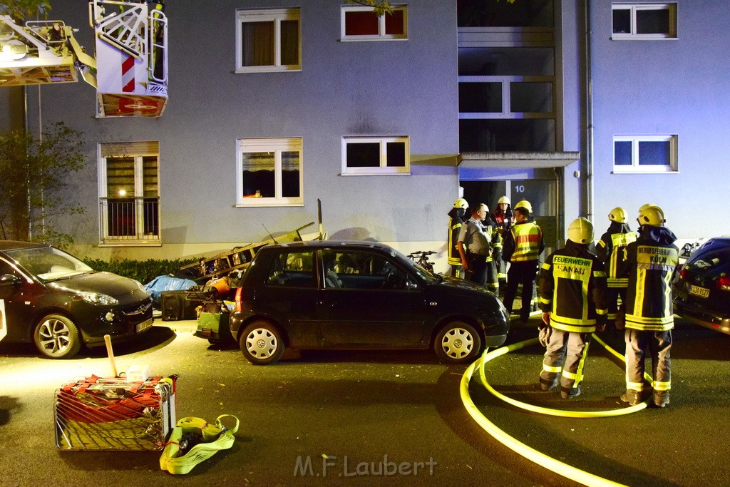 Feuer 2 Y Kellerbrand Koeln Ostheim Ruppinerstr P197.JPG - Miklos Laubert